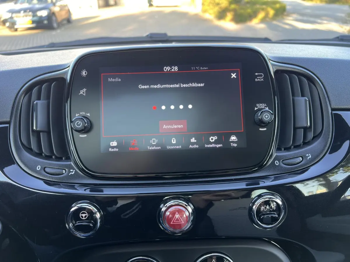 1.0 Hybrid Dolcevita Clima Cruise Pano 1e Eig NAP