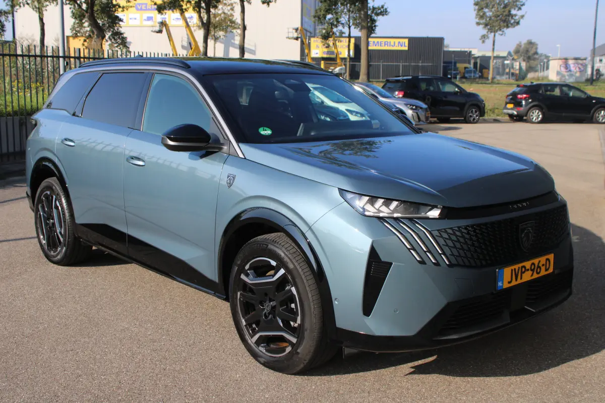 GT Avantage 73 kWh 7p | Fase 3 laden | SOH 100% | Luxe stoelen | Elektrische verstelbare stoelen | Alcantara | NL auto |