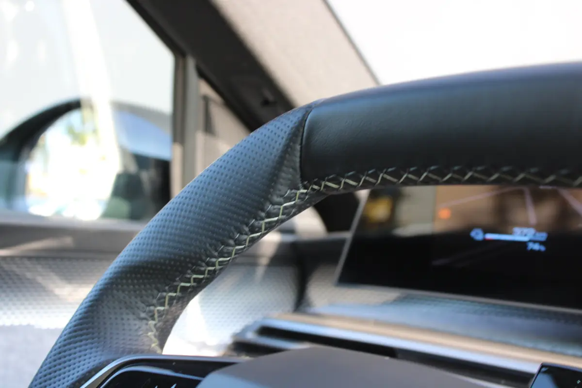 GT Avantage 73 kWh 7p | Fase 3 laden | SOH 100% | Luxe stoelen | Elektrische verstelbare stoelen | Alcantara | NL auto |