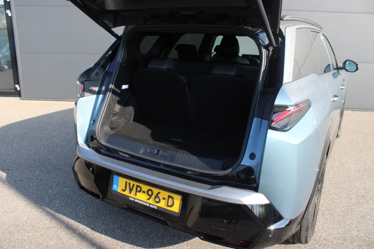 GT Avantage 73 kWh 7p | Fase 3 laden | SOH 100% | Luxe stoelen | Elektrische verstelbare stoelen | Alcantara | NL auto |