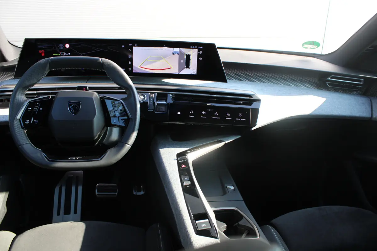 GT Avantage 73 kWh 7p | Fase 3 laden | SOH 100% | Luxe stoelen | Elektrische verstelbare stoelen | Alcantara | NL auto |