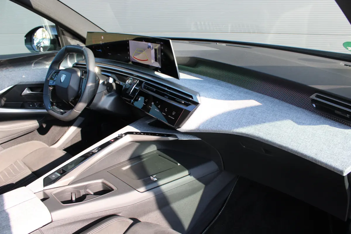 GT Avantage 73 kWh 7p | Fase 3 laden | SOH 100% | Luxe stoelen | Elektrische verstelbare stoelen | Alcantara | NL auto |