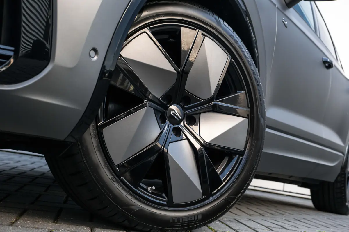 3.0 TSi eHybrid 4MOTION R Edition l Panoramadak l Luchtvering l 360gr Camera l Stoelkoeling l Massage l Elektr. Stoel Incl Memory l