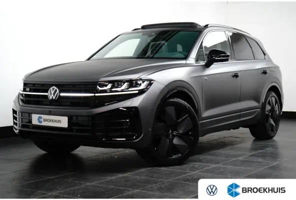 3.0 TSi eHybrid 4MOTION R Edition l Panoramadak l Luchtvering l 360gr Camera l Stoelkoeling l Massage l Elektr. Stoel Incl Memory l