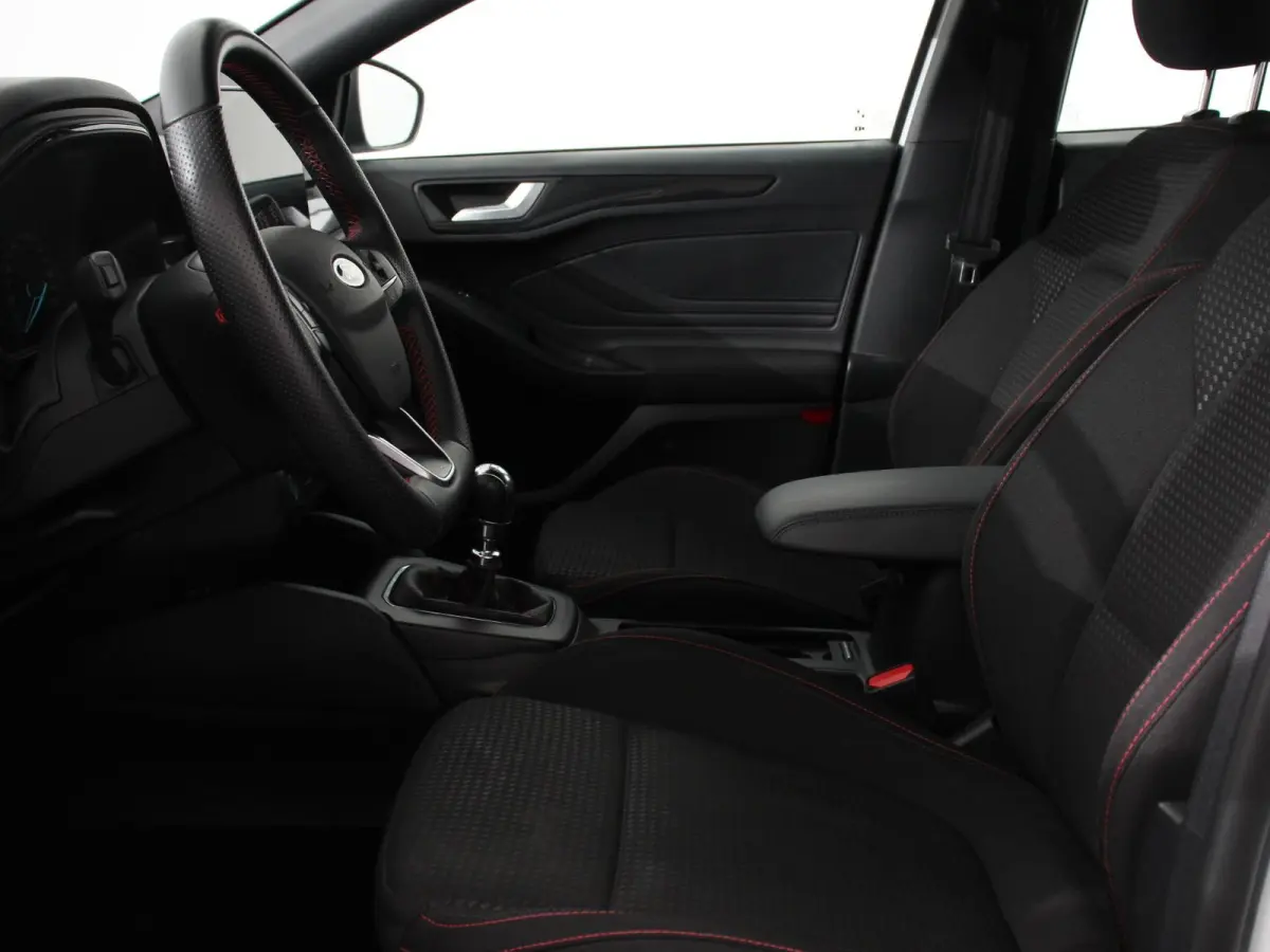 1.0 EcoBoost Hybrid ST Line Navigatie Climate Control Led Dab Camera Parkeer sensoren Cruise Control Lichtmetalen velgen