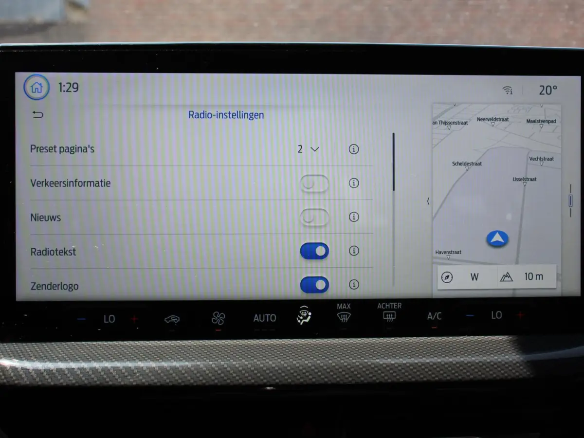 1.0 EcoBoost Hybrid ST Line Navigatie Climate Control Led Dab Camera Parkeer sensoren Cruise Control Lichtmetalen velgen