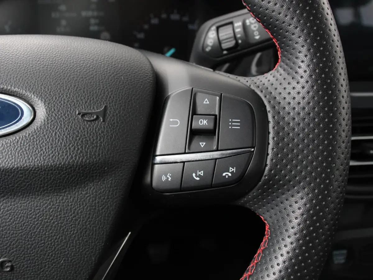 1.0 EcoBoost Hybrid ST Line Navigatie Climate Control Led Dab Camera Parkeer sensoren Cruise Control Lichtmetalen velgen