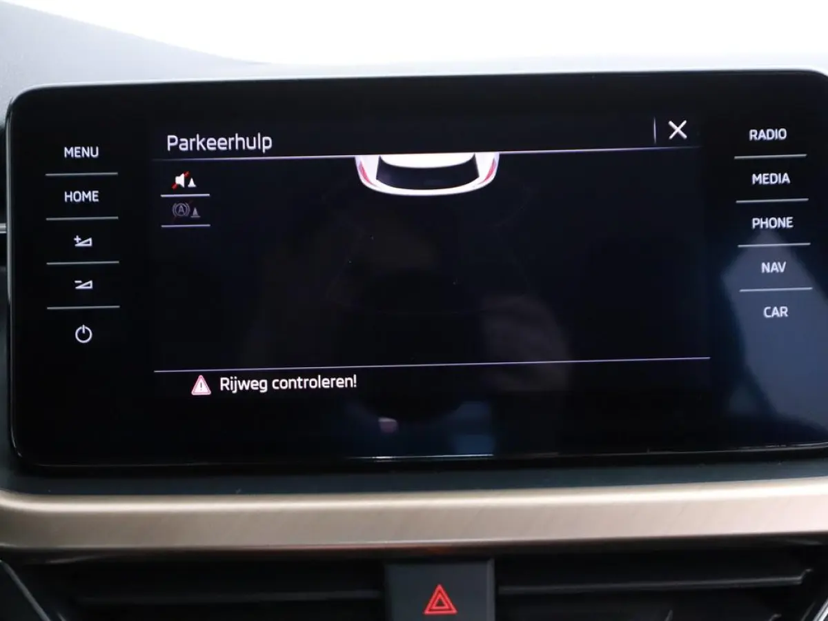 1.0 TSI Style Led.Matrix/VC/Ecc/Keyless/Nav