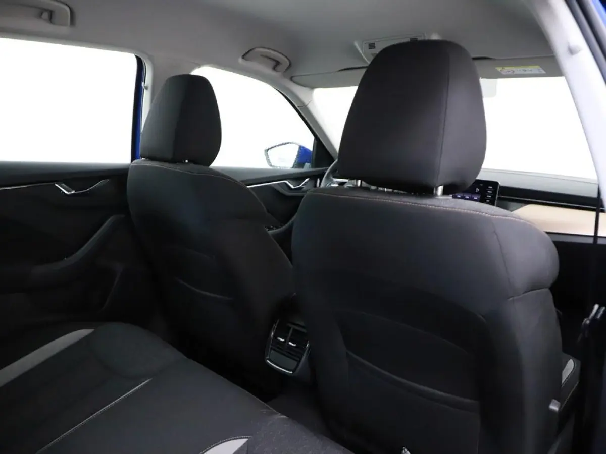 1.0 TSI Style Led.Matrix/VC/Ecc/Keyless/Nav