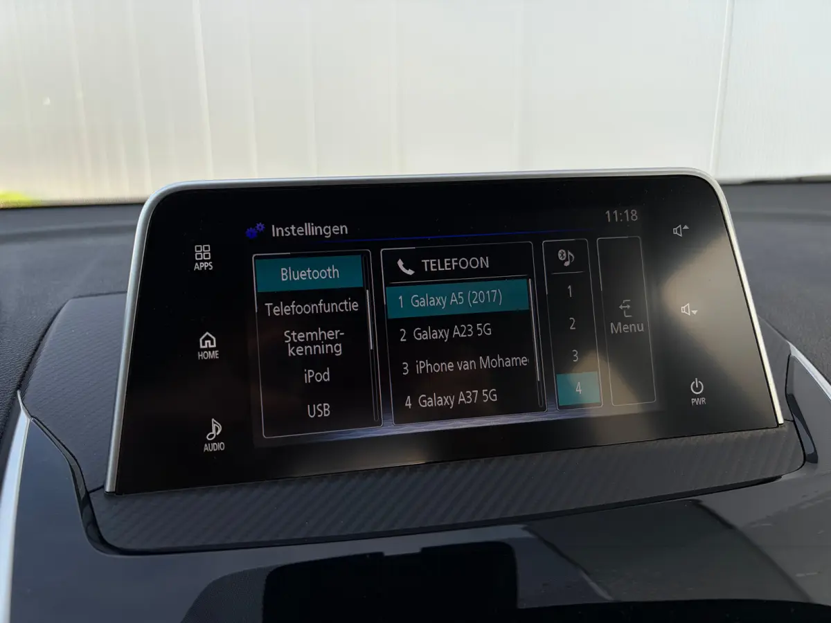 1.5 DI-T Intense | Trekhaak 1600kg geremd | Voorstoelen verwarmd | Adaptive Cruise Control | Climate Control | Stuurverwarming | Bluetooth |