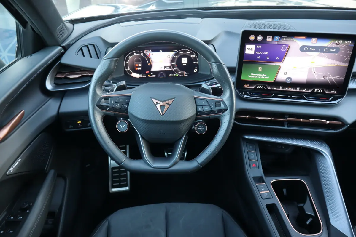 1.5 TSI e-Hybrid 272pk VZ Performance | "Immersive by Sennheiser" premium sound system package | Adaptief demping systeem | Alcantara bekleding