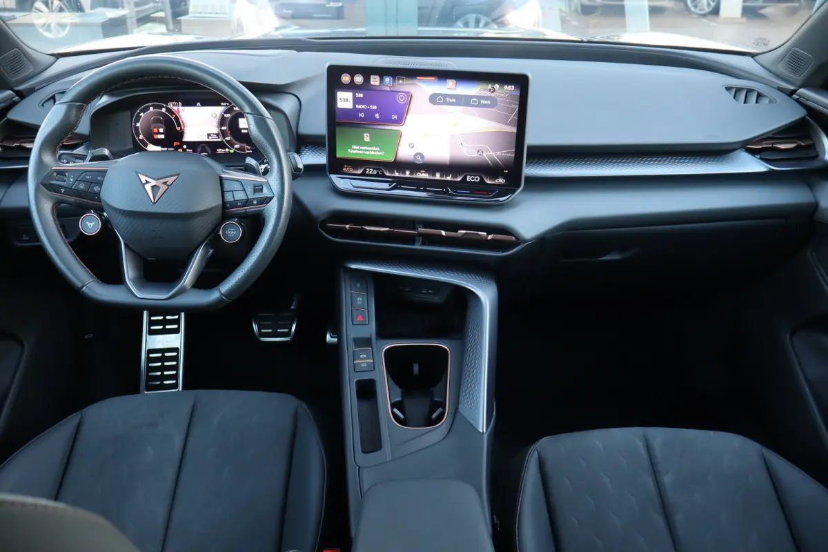 1.5 TSI e-Hybrid 272pk VZ Performance | "Immersive by Sennheiser" premium sound system package | Adaptief demping systeem | Alcantara bekleding