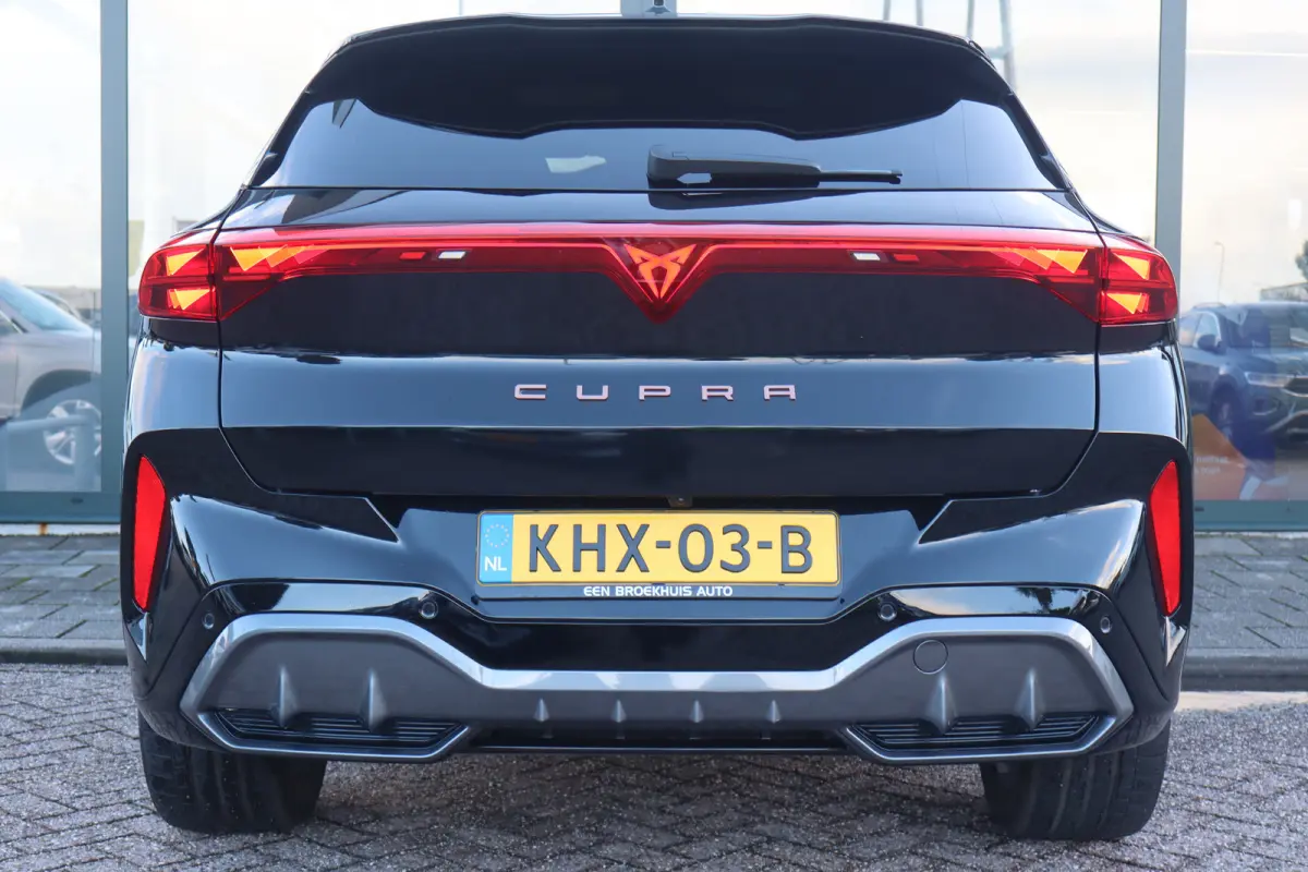 1.5 TSI e-Hybrid 272pk VZ Performance | "Immersive by Sennheiser" premium sound system package | Adaptief demping systeem | Alcantara bekleding