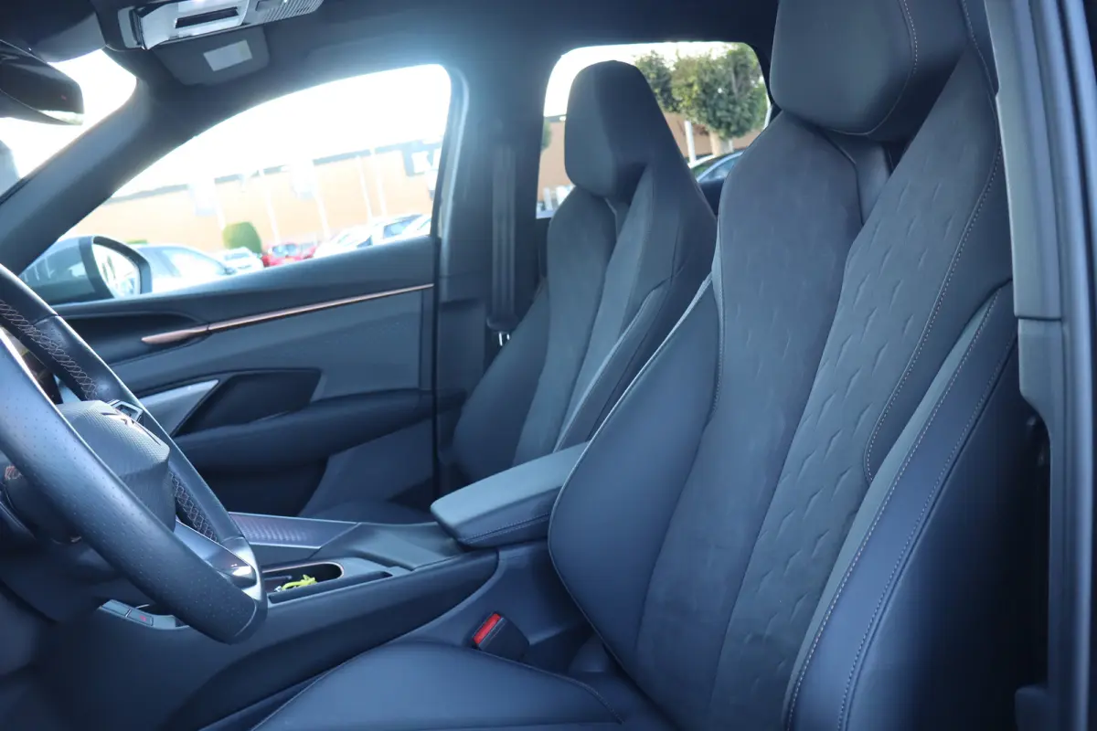 1.5 TSI e-Hybrid 272pk VZ Performance | "Immersive by Sennheiser" premium sound system package | Adaptief demping systeem | Alcantara bekleding