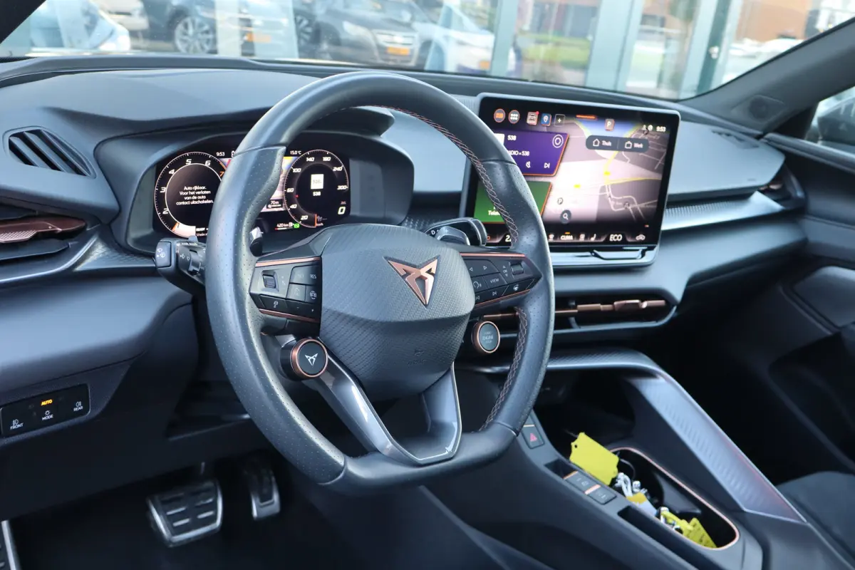 1.5 TSI e-Hybrid 272pk VZ Performance | "Immersive by Sennheiser" premium sound system package | Adaptief demping systeem | Alcantara bekleding