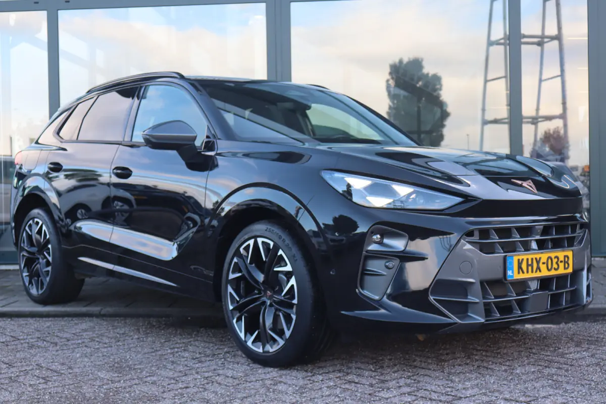1.5 TSI e-Hybrid 272pk VZ Performance | "Immersive by Sennheiser" premium sound system package | Adaptief demping systeem | Alcantara bekleding