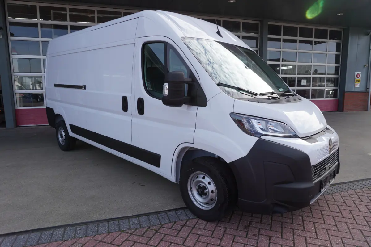 2.2 BlueHDi 140PK L3H2 nr. V050 | Climate | Navi | Cruise | Camera 360