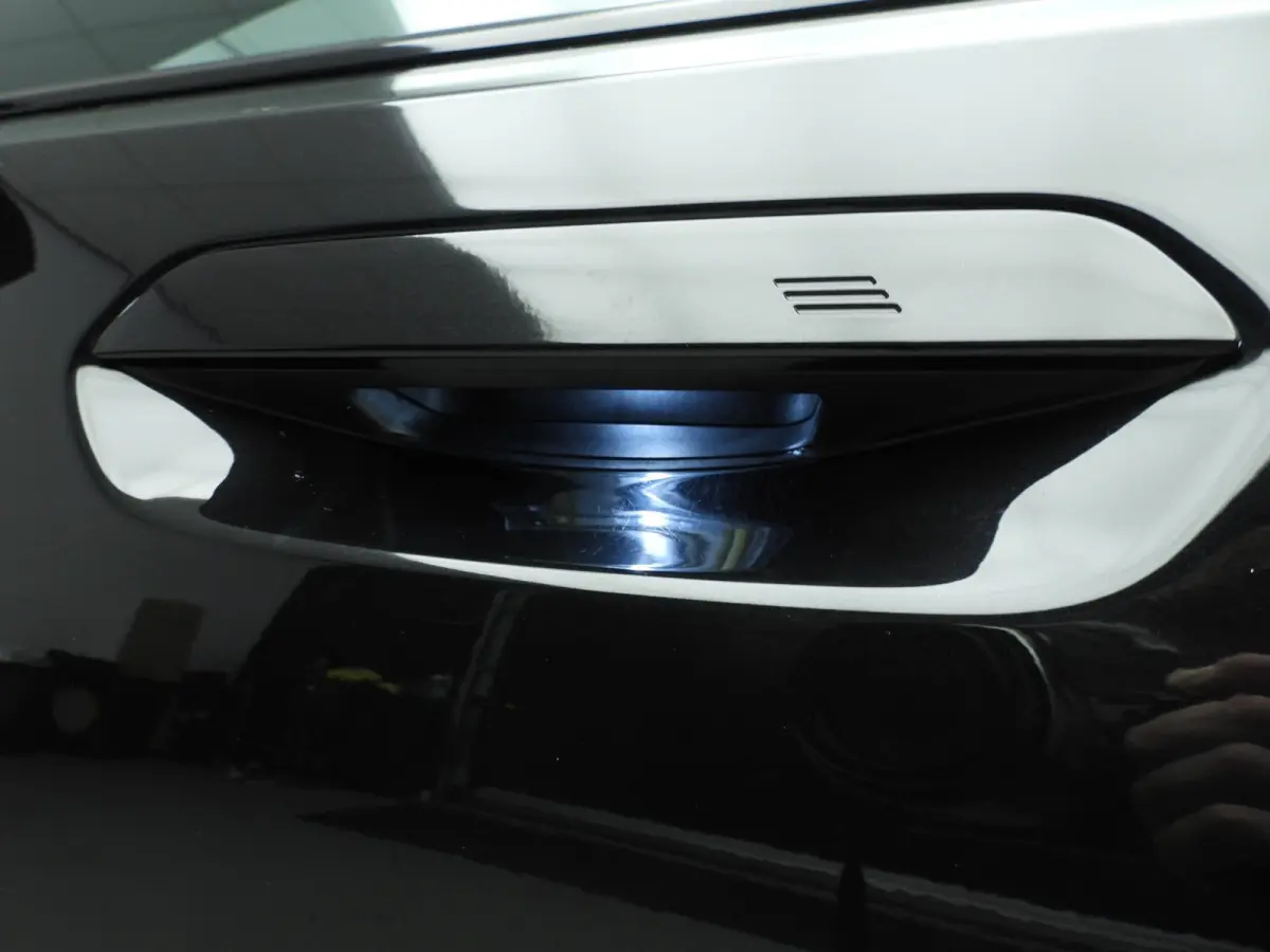 530e | M-Sportpakket | LED | Navigatie | SOH 99% | Active cruise | Trekhaak | Stoelverwarming | DAB | Alu 19 inch