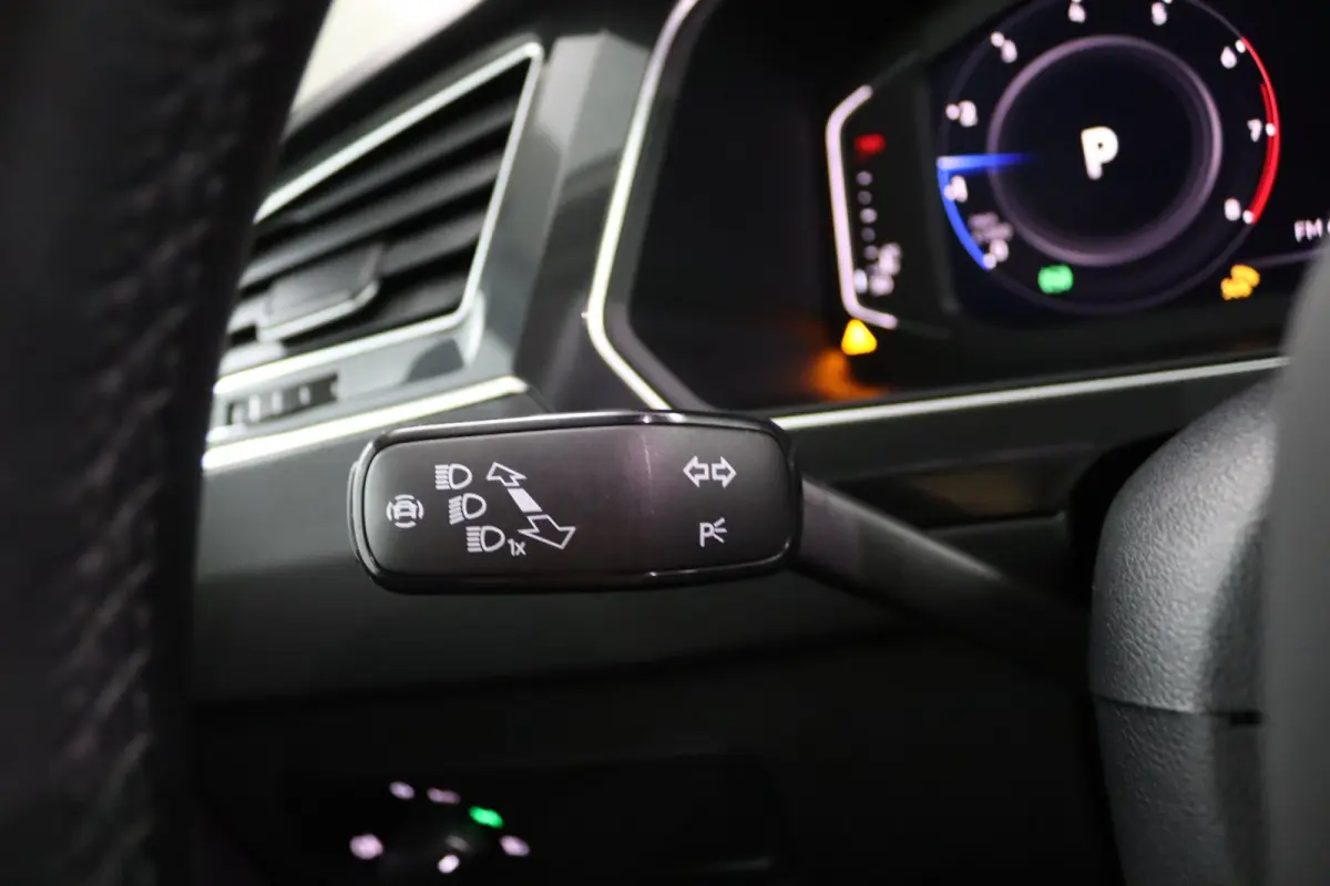 1.5 TSI Active | Trekhaak | Camera | Navigatie | Stoel/Stuur Verwarming | Digitaal Dashboard | LED | Dodehoek Detectie | Adaptive Cruise