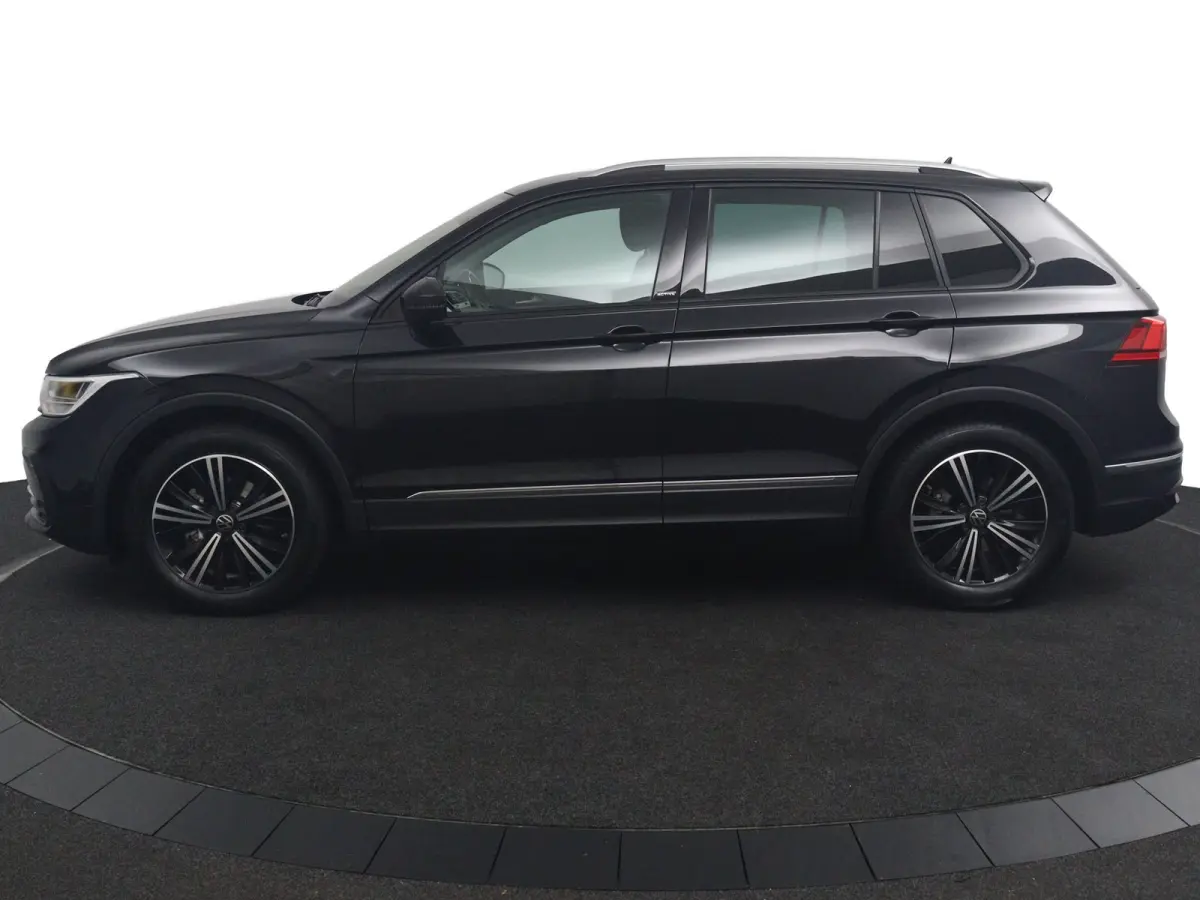 1.5 TSI Active | Trekhaak | Camera | Navigatie | Stoel/Stuur Verwarming | Digitaal Dashboard | LED | Dodehoek Detectie | Adaptive Cruise