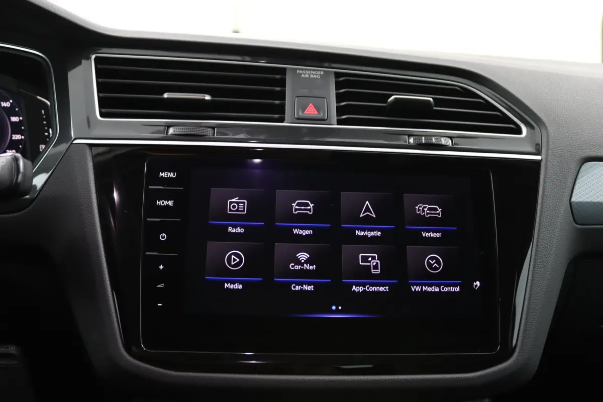 1.5 TSI Active | Trekhaak | Camera | Navigatie | Stoel/Stuur Verwarming | Digitaal Dashboard | LED | Dodehoek Detectie | Adaptive Cruise