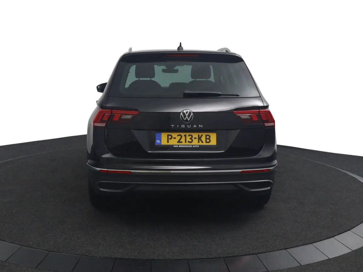 1.5 TSI Active | Trekhaak | Camera | Navigatie | Stoel/Stuur Verwarming | Digitaal Dashboard | LED | Dodehoek Detectie | Adaptive Cruise