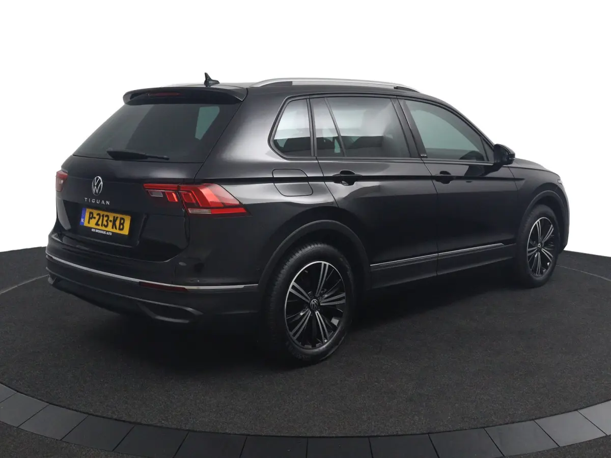 1.5 TSI Active | Trekhaak | Camera | Navigatie | Stoel/Stuur Verwarming | Digitaal Dashboard | LED | Dodehoek Detectie | Adaptive Cruise