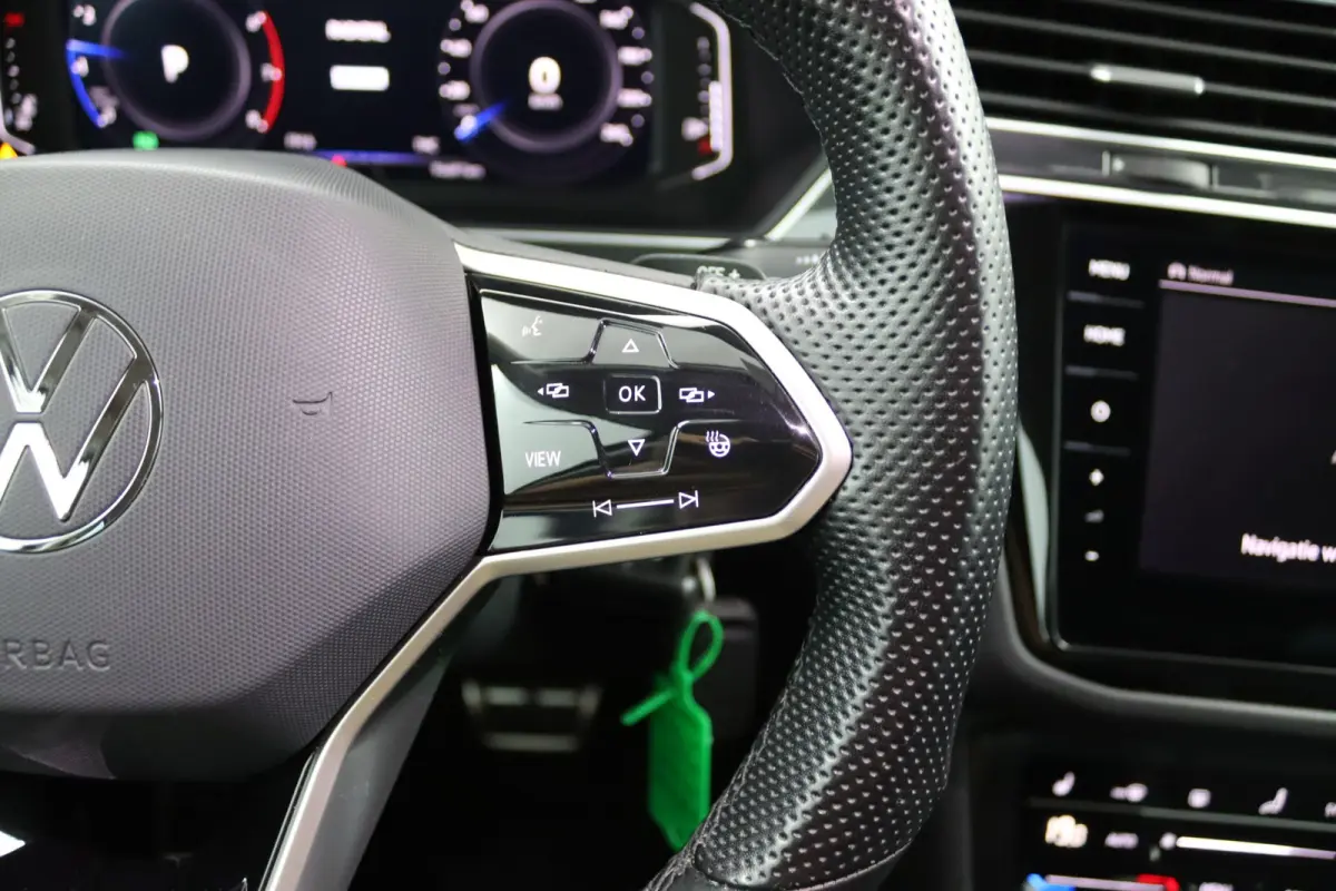 1.5 TSI Active | Trekhaak | Camera | Navigatie | Stoel/Stuur Verwarming | Digitaal Dashboard | LED | Dodehoek Detectie | Adaptive Cruise