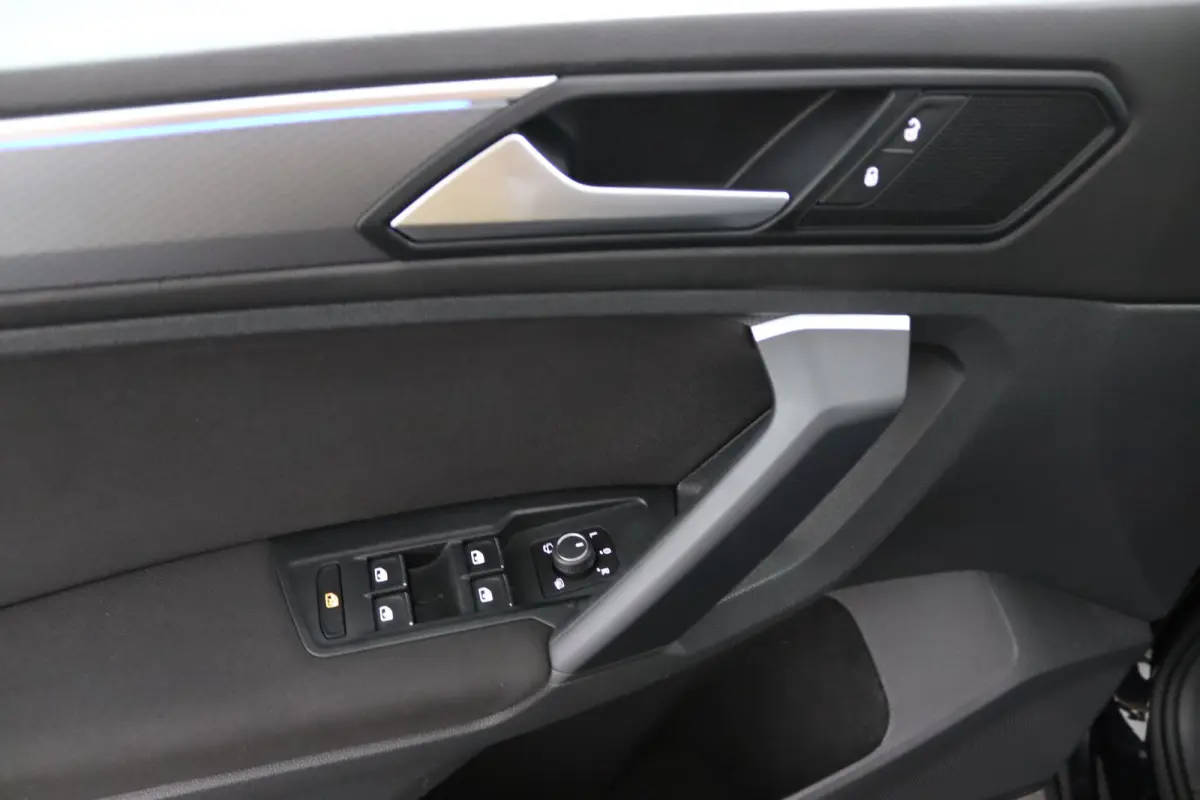 1.5 TSI Active | Trekhaak | Camera | Navigatie | Stoel/Stuur Verwarming | Digitaal Dashboard | LED | Dodehoek Detectie | Adaptive Cruise