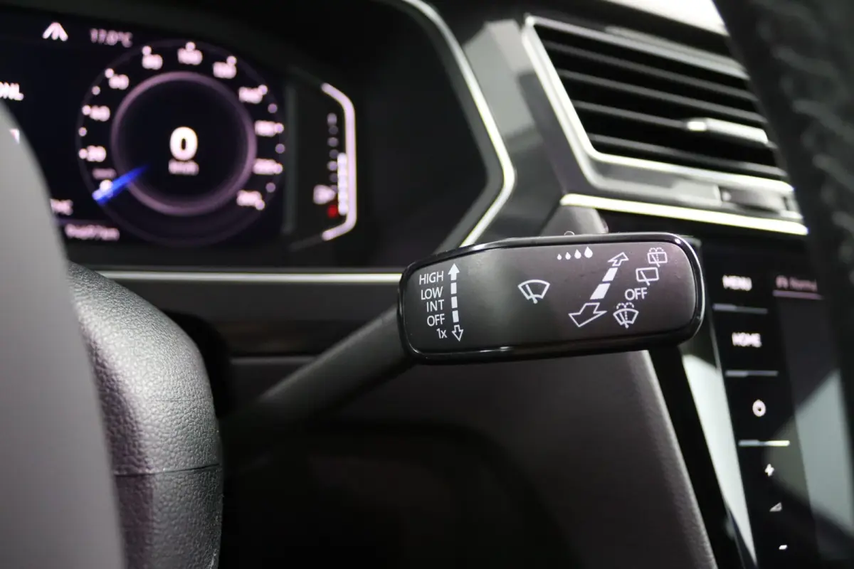 1.5 TSI Active | Trekhaak | Camera | Navigatie | Stoel/Stuur Verwarming | Digitaal Dashboard | LED | Dodehoek Detectie | Adaptive Cruise