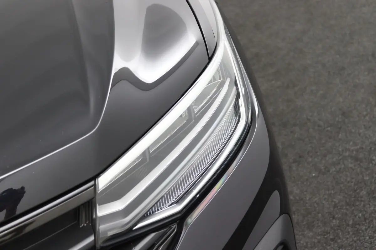 1.5 TSI Active | Trekhaak | Camera | Navigatie | Stoel/Stuur Verwarming | Digitaal Dashboard | LED | Dodehoek Detectie | Adaptive Cruise