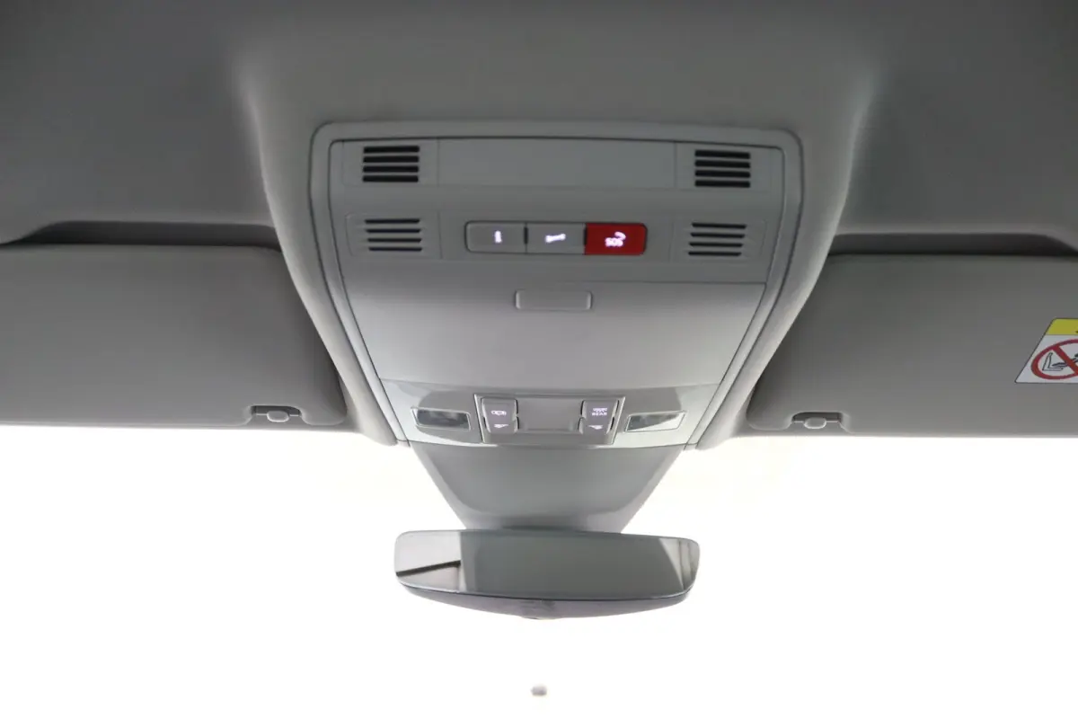 1.5 TSI Active | Trekhaak | Camera | Navigatie | Stoel/Stuur Verwarming | Digitaal Dashboard | LED | Dodehoek Detectie | Adaptive Cruise