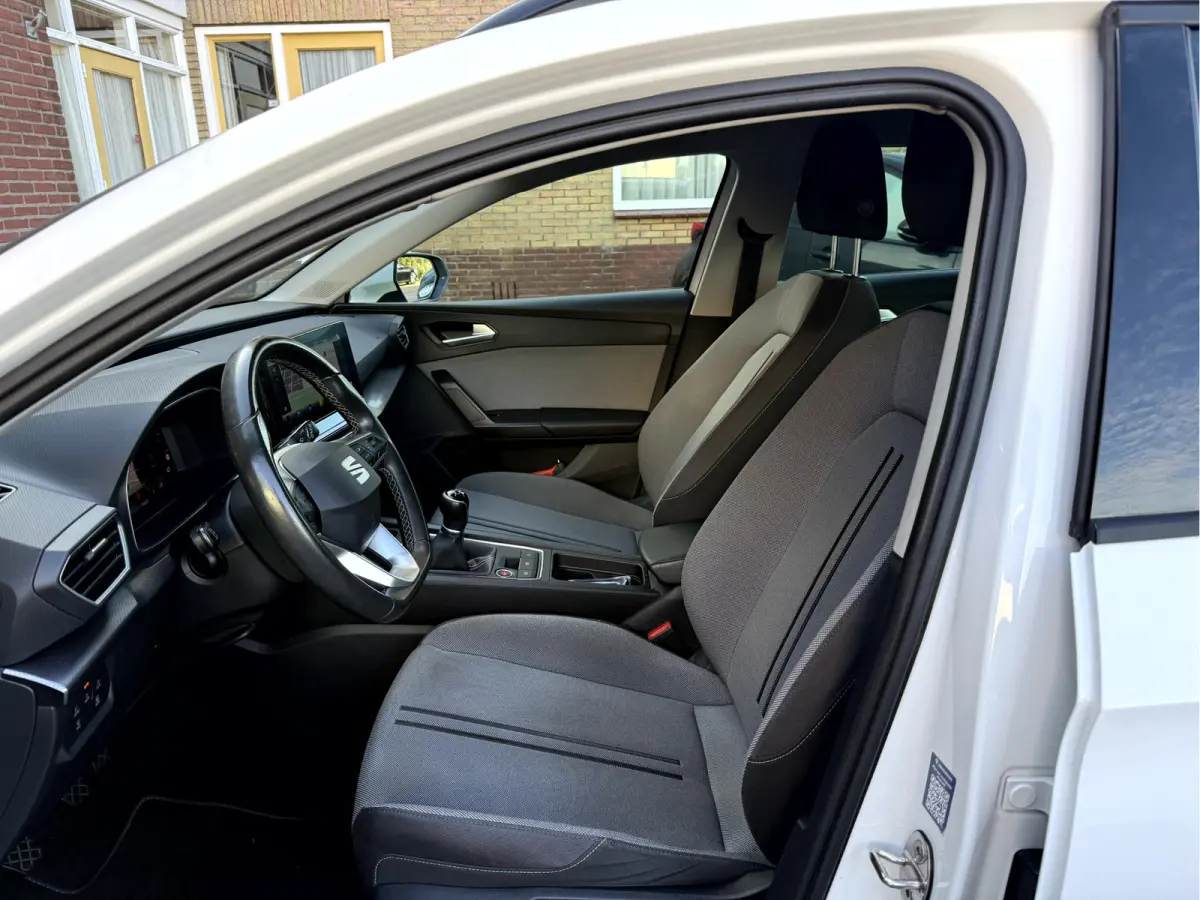 1.0 TSI Style Business Intense Camera, Trekhaak, Virt.Dash