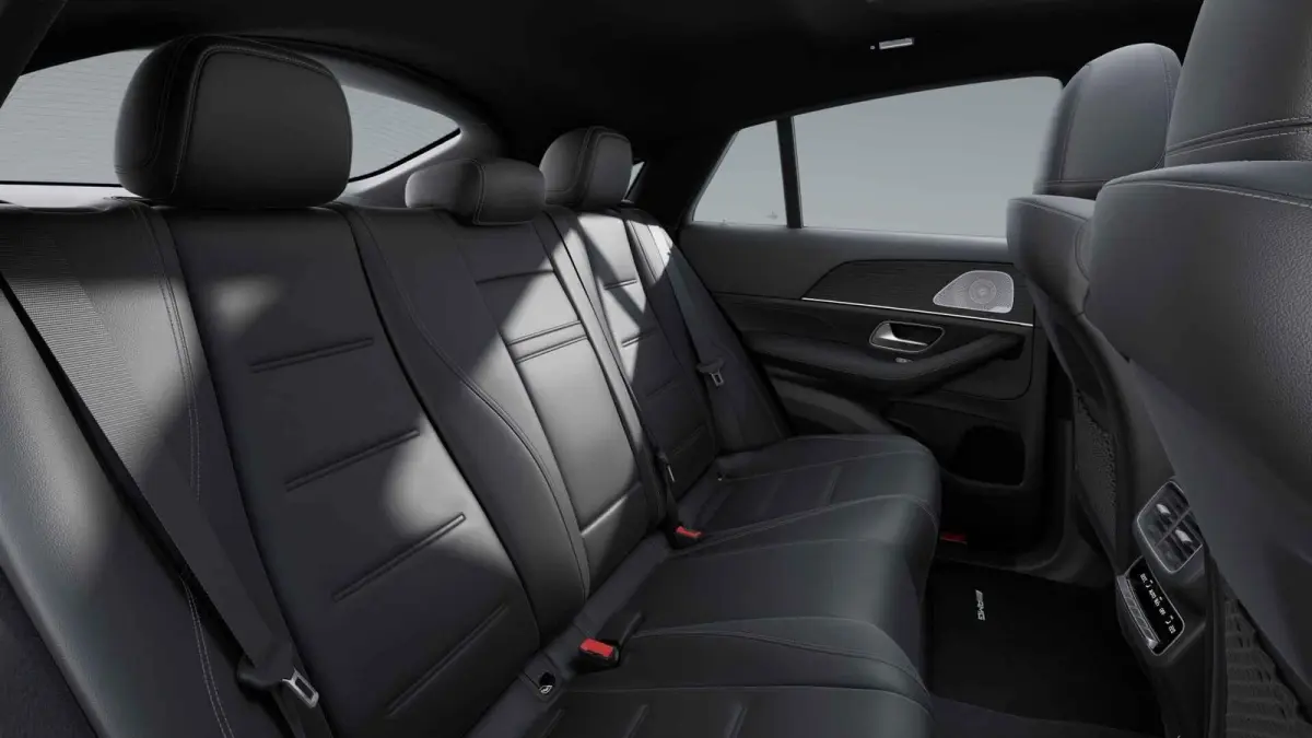 450 e 4MATIC Coupé AMG Line | Night | Panoramadak | Trekhaak | Burmester | Stoelventilatie/verwarming | Airmatic | Superscreen |