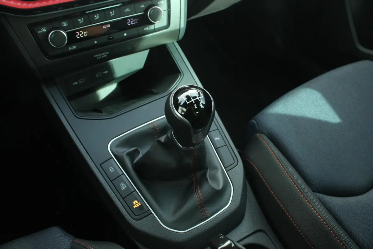 1.0 EcoTSI 95pk FR | Parkeersensoren | Cruise control | Apple CarPlay/ Android auto | Climate Control