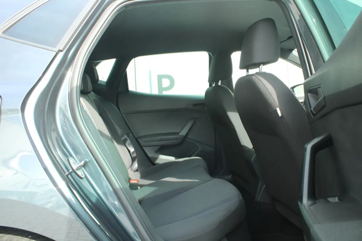 1.0 EcoTSI 95pk FR | Parkeersensoren | Cruise control | Apple CarPlay/ Android auto | Climate Control