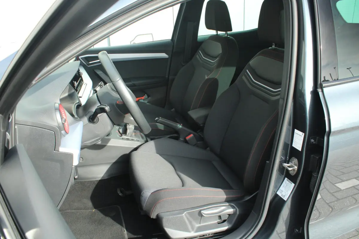 1.0 EcoTSI 95pk FR | Parkeersensoren | Cruise control | Apple CarPlay/ Android auto | Climate Control