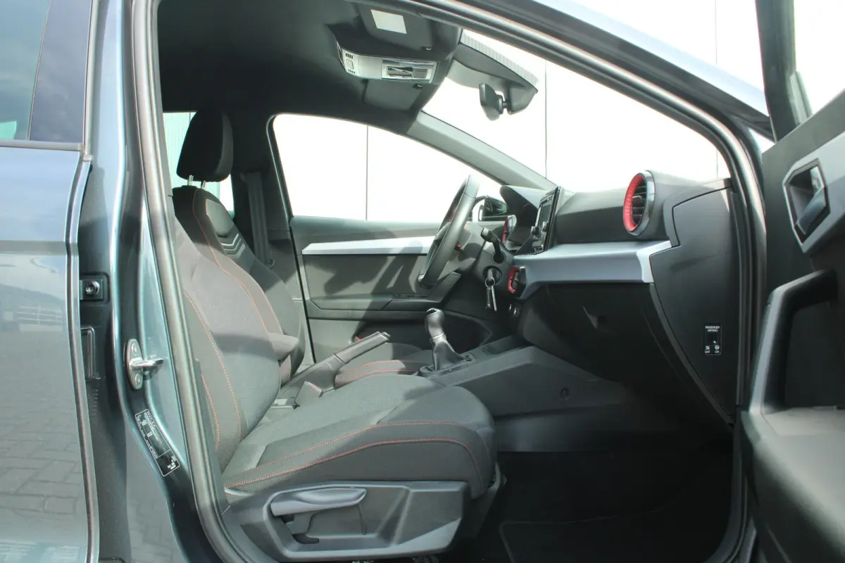 1.0 EcoTSI 95pk FR | Parkeersensoren | Cruise control | Apple CarPlay/ Android auto | Climate Control