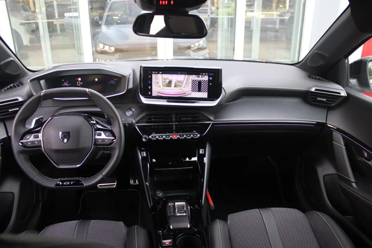 1.2 Hybrid 110PK AUTOMAAT GT | CAMERA VOOR + ACHTER | NAVIGATIE | DRAADLOZE APPLE CARPLAY/ANDROID AUTO | FULL LED KOPLAMPEN | LICHTMETALEN VELGEN 17" | DODEHOEK DETECTIE | DRAADLOZE TELEFOON