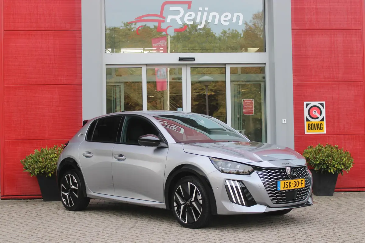 1.2 Hybrid 110PK AUTOMAAT GT | CAMERA VOOR + ACHTER | NAVIGATIE | DRAADLOZE APPLE CARPLAY/ANDROID AUTO | FULL LED KOPLAMPEN | LICHTMETALEN VELGEN 17" | DODEHOEK DETECTIE | DRAADLOZE TELEFOON