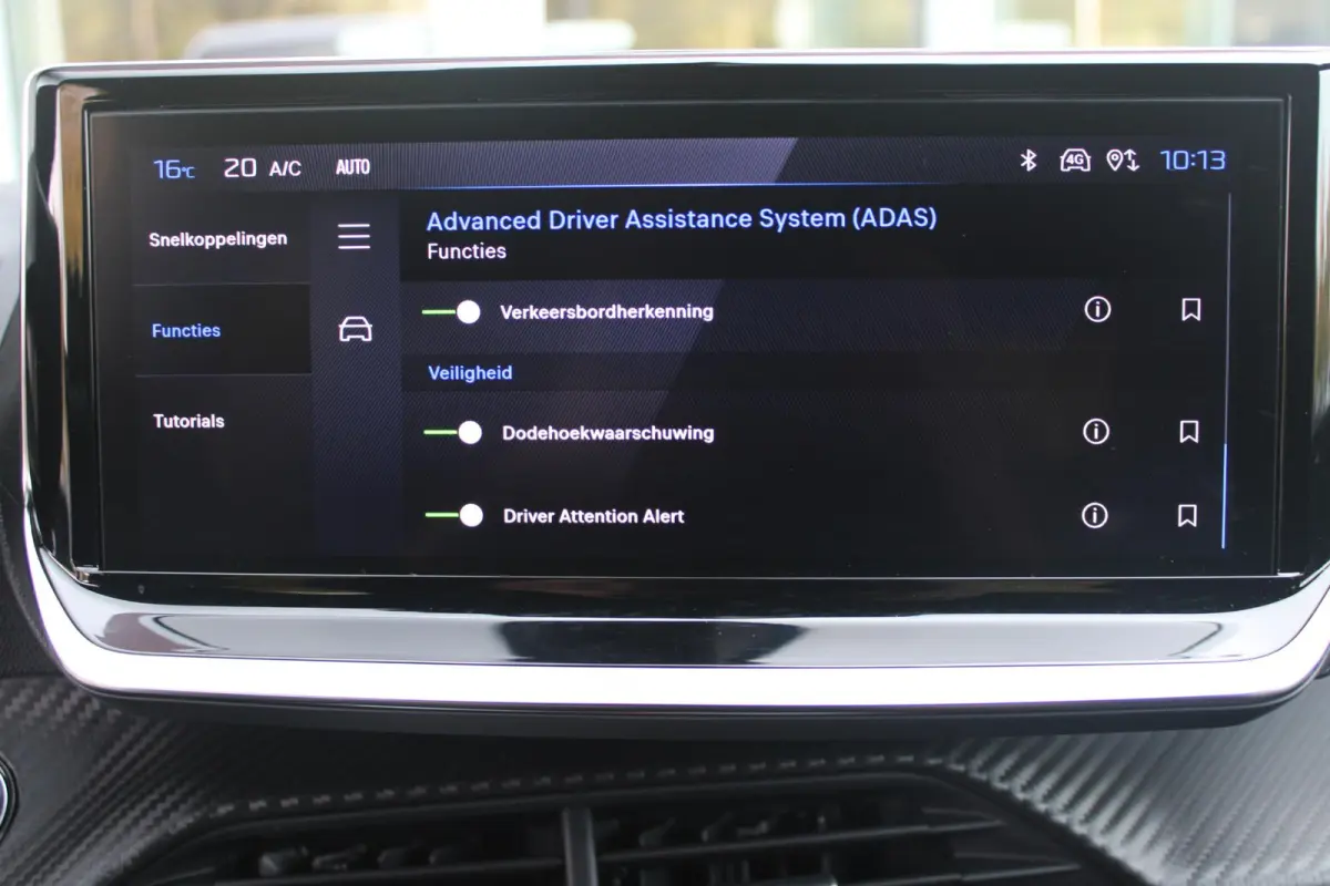 1.2 Hybrid 110PK AUTOMAAT GT | CAMERA VOOR + ACHTER | NAVIGATIE | DRAADLOZE APPLE CARPLAY/ANDROID AUTO | FULL LED KOPLAMPEN | LICHTMETALEN VELGEN 17" | DODEHOEK DETECTIE | DRAADLOZE TELEFOON