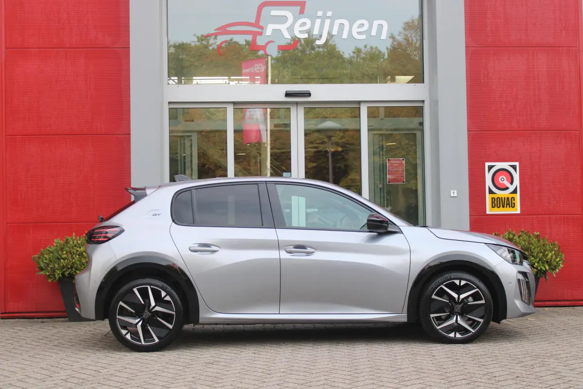 1.2 Hybrid 110PK AUTOMAAT GT | CAMERA VOOR + ACHTER | NAVIGATIE | DRAADLOZE APPLE CARPLAY/ANDROID AUTO | FULL LED KOPLAMPEN | LICHTMETALEN VELGEN 17" | DODEHOEK DETECTIE | DRAADLOZE TELEFOON
