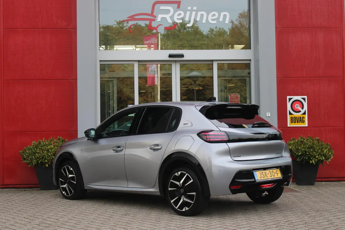 1.2 Hybrid 110PK AUTOMAAT GT | CAMERA VOOR + ACHTER | NAVIGATIE | DRAADLOZE APPLE CARPLAY/ANDROID AUTO | FULL LED KOPLAMPEN | LICHTMETALEN VELGEN 17" | DODEHOEK DETECTIE | DRAADLOZE TELEFOON