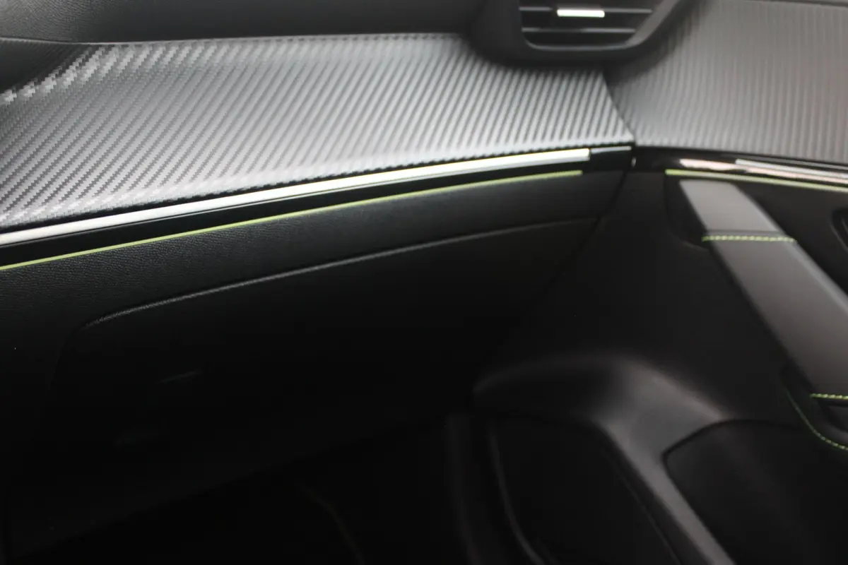 1.2 Hybrid 110PK AUTOMAAT GT | CAMERA VOOR + ACHTER | NAVIGATIE | DRAADLOZE APPLE CARPLAY/ANDROID AUTO | FULL LED KOPLAMPEN | LICHTMETALEN VELGEN 17" | DODEHOEK DETECTIE | DRAADLOZE TELEFOON