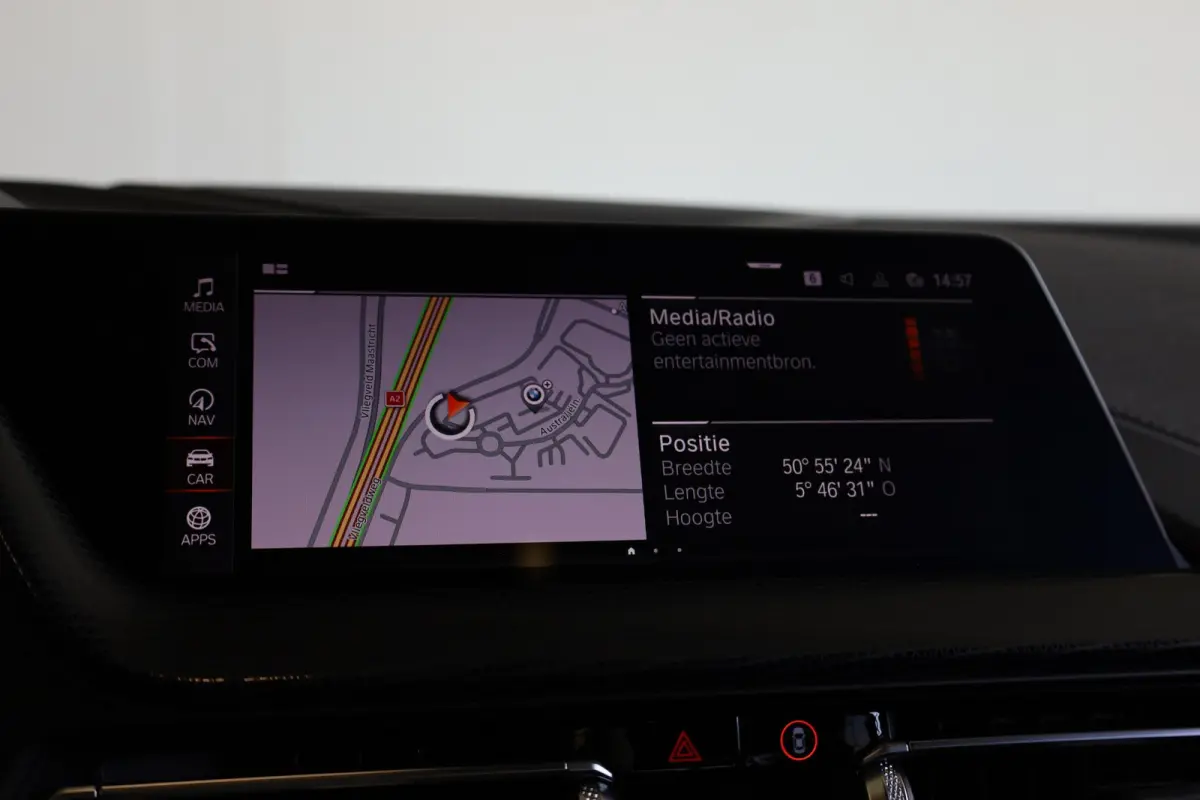 220i | M Sport Pro | Glazen Panoramadak | Harman/Kardon | Head-Up Display | Stuur- & Stoelverwarming | Active Cruise Control