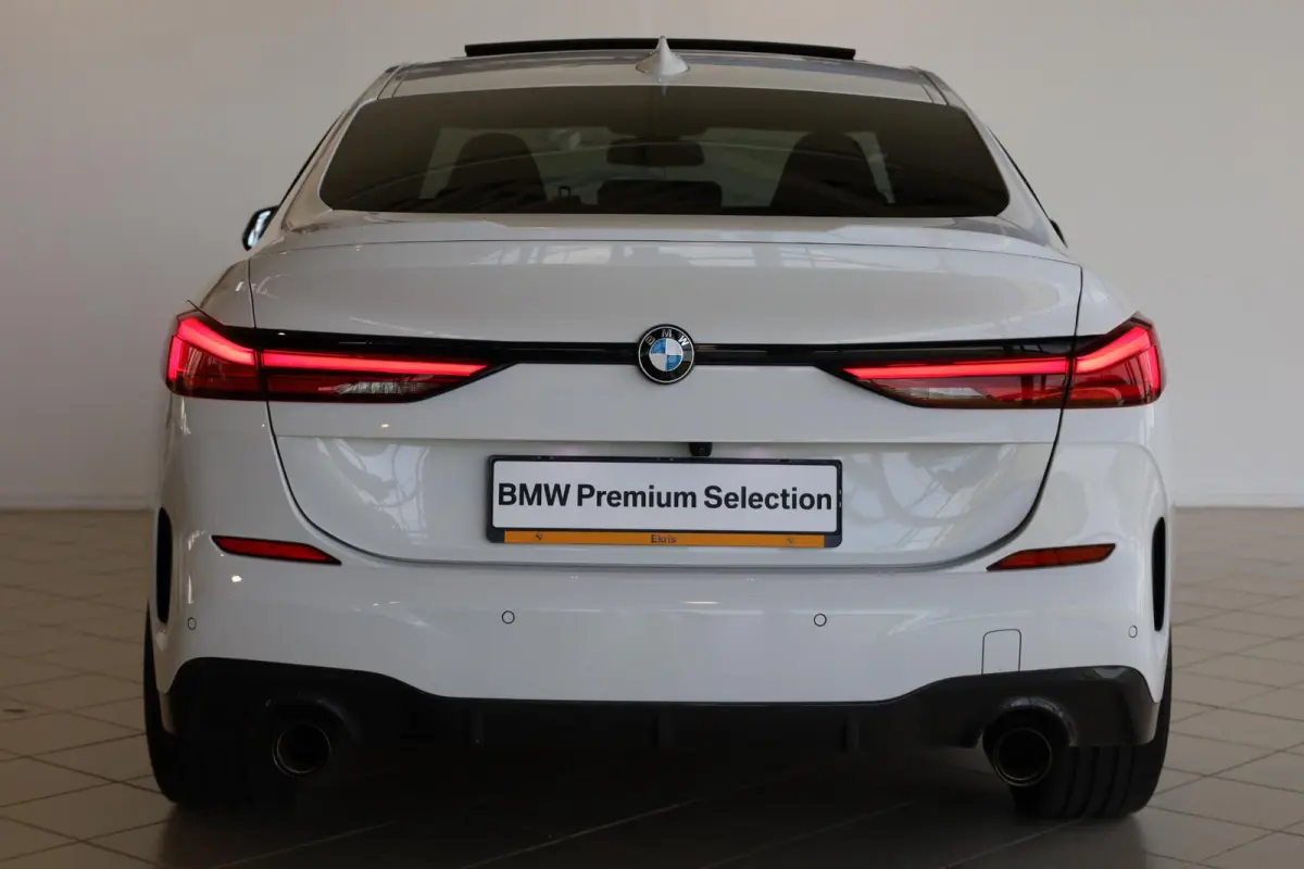 220i | M Sport Pro | Glazen Panoramadak | Harman/Kardon | Head-Up Display | Stuur- & Stoelverwarming | Active Cruise Control