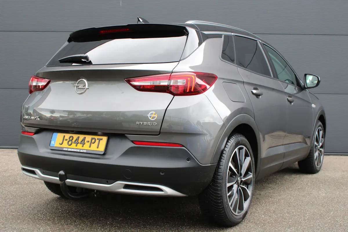 1.6 Turbo Hybrid Business Edition | Automaat | Navigatie | Camera | Stoelverwarming | All season | Trekhaak | 52.000km |
