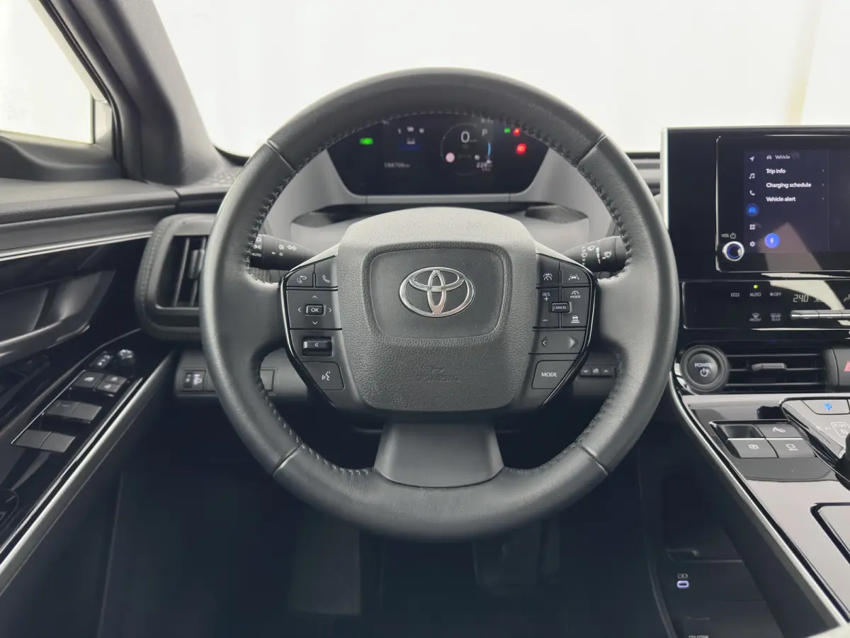 Business 71 kWh (3-Fase-11kW) {SoH-88%} (INCL-BTW) *HEATPUMP | FULL-LED | DIGI-COCKPIT | ADAPTIVE-CRUISE | CAMERA | NAVI-FULLMAP | KEYLESS | ECC | TOWBAR | CARPLAY | DAB | 18''ALU*