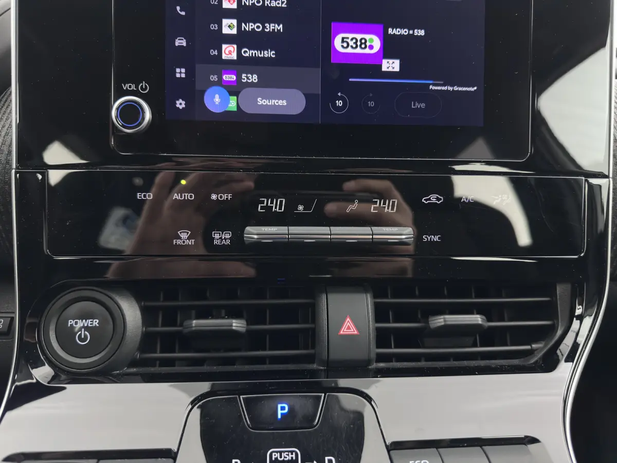Business 71 kWh (3-Fase-11kW) {SoH-88%} (INCL-BTW) *HEATPUMP | FULL-LED | DIGI-COCKPIT | ADAPTIVE-CRUISE | CAMERA | NAVI-FULLMAP | KEYLESS | ECC | TOWBAR | CARPLAY | DAB | 18''ALU*