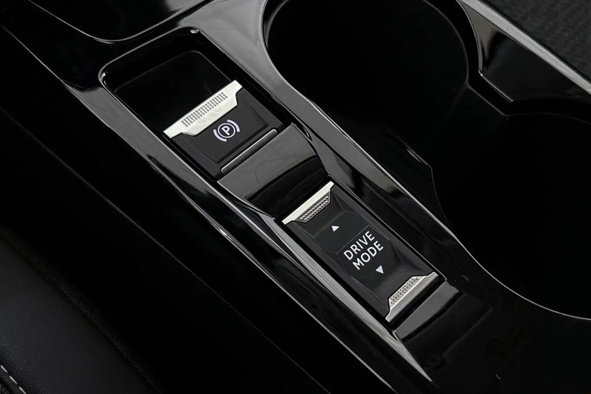 1.2 Hybrid 100 e-DCS6 Allure Apple CarPlay Climate Control